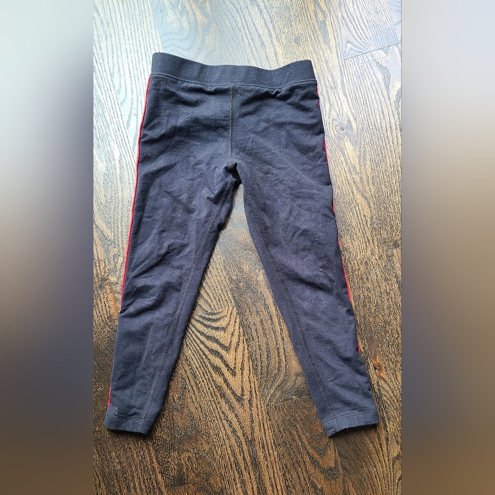 Cozy Primary leggings, black with rainbow side stripes, size 5